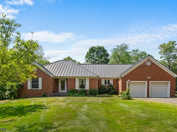 80 Russet Lane, Bridgewater Twp., NJ 07920