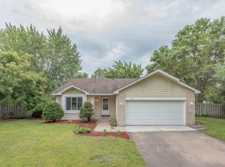 11722 Jonquil St NW, Coon Rapids, MN 55433