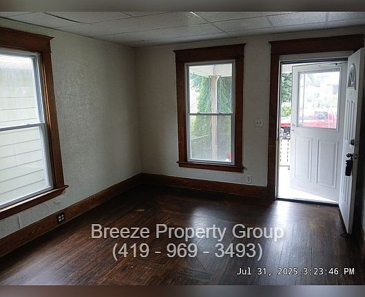 3rd image of 414 Utah St