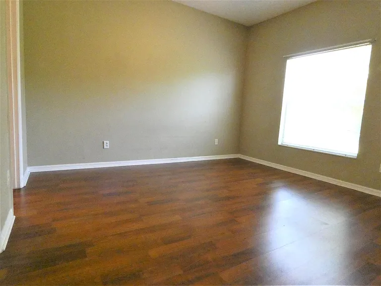 4116 Pacifica Dr — Photo 8