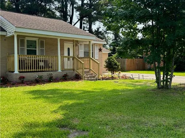 2641 Gilmerton Rd, Chesapeake, VA 23323