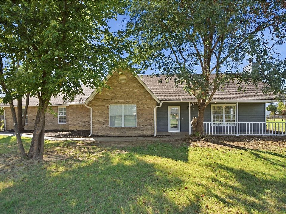 1st image of 16115 E 500th Rd