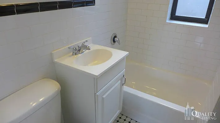 Rented by New York Quality Living Downtown | media 17