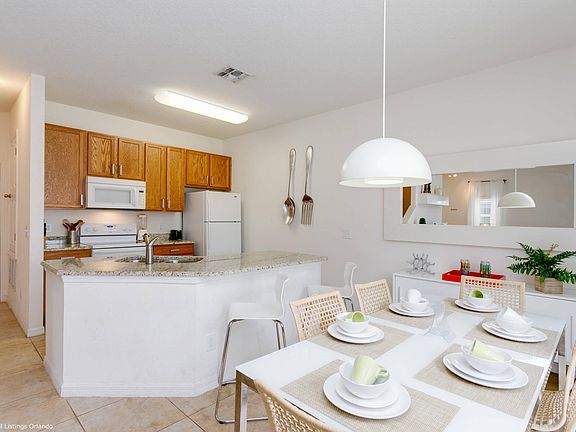 3rd image of 4572 Ada Ln