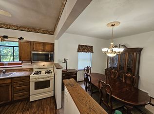 409 Woodland Ave, Oakmont, PA 15139