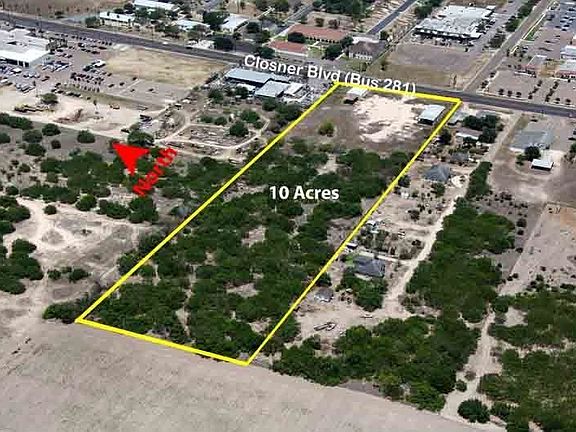 2nd image of 4515 S Closner Blvd