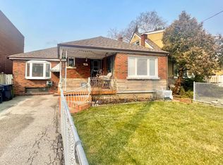 886 Danforth Rd, Toronto, ON M1K 1H8