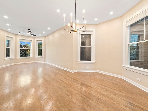 2nd image of 2653 W Hirsch St #1