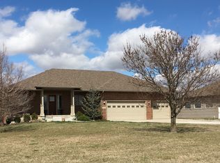 11600 E Turtle Creek Cir, Wichita, KS 67226