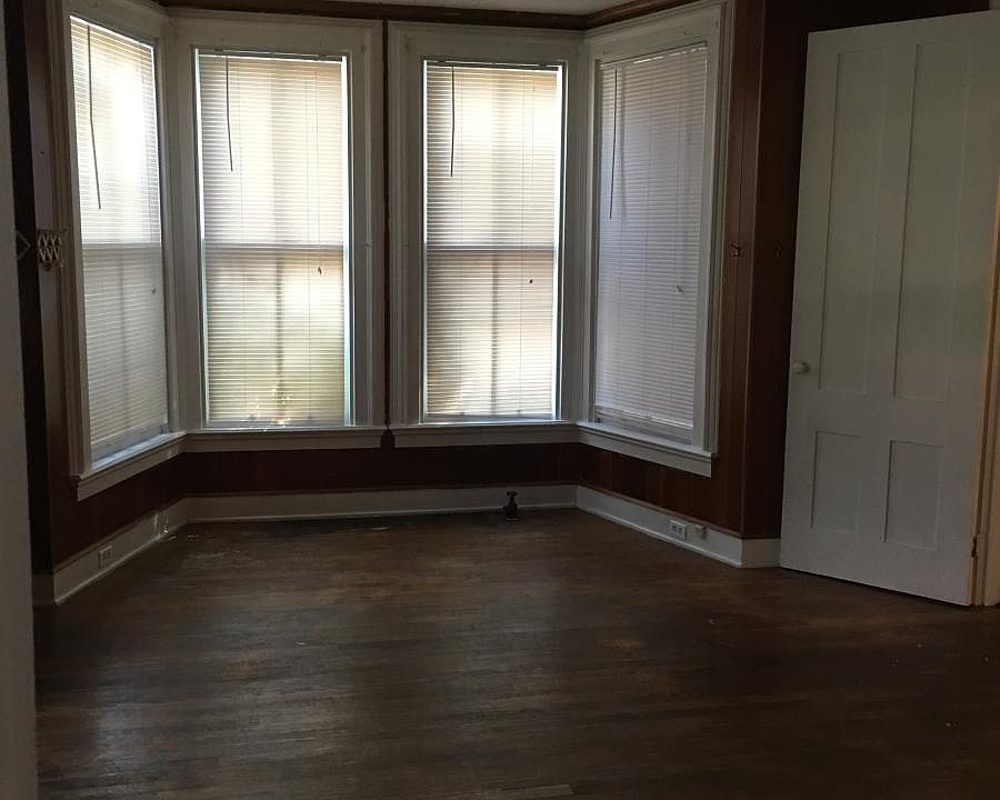 2nd image of 102 North Ave #1E