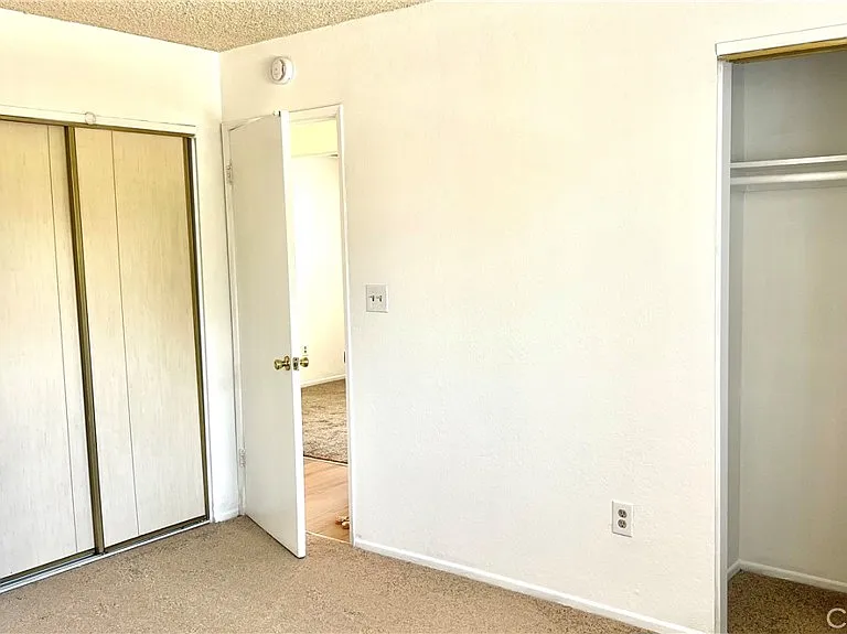 338 E Meats Ave — Photo 20
