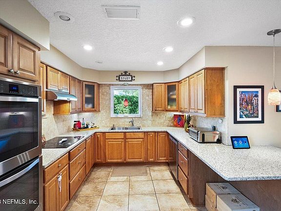 5th image of 12747 AZTEC Drive N