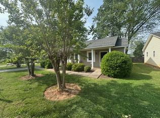 133 Park Ln #A, Huntersville, NC 28078