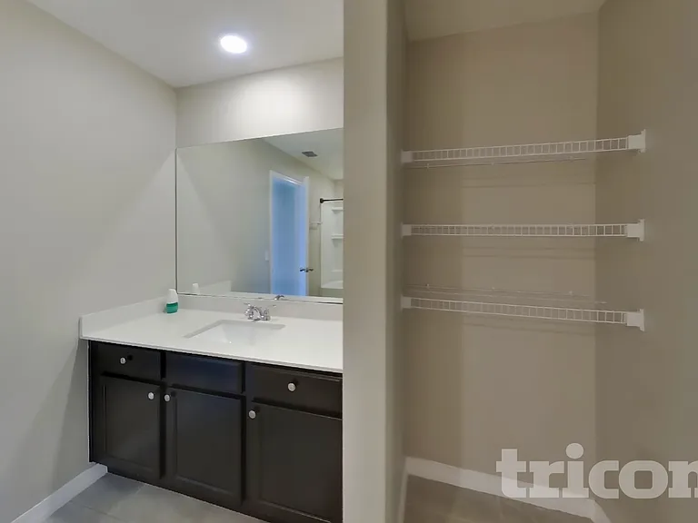 2163 Mandarin Loop — Photo 9