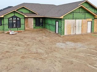 1702 Community Loop, Bismarck, ND 58503