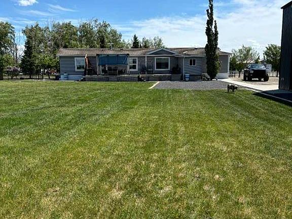 3rd image of 270165 W Range Road 291 SE