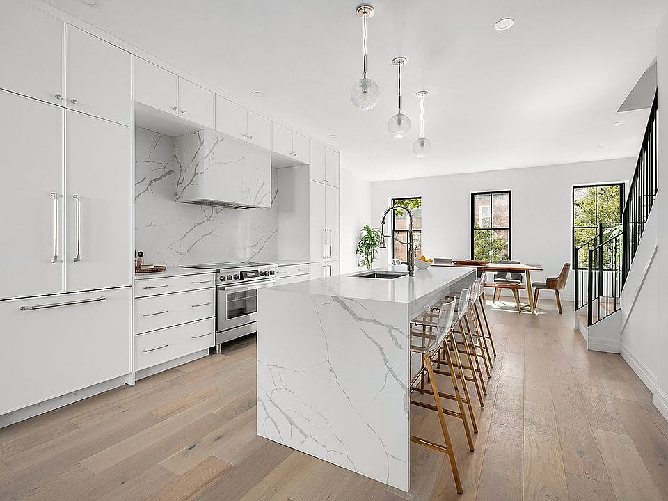 1st image of 381 Bergen St #2
