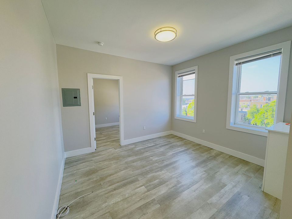 1st image of 3719 John F Kennedy Blvd APT 35