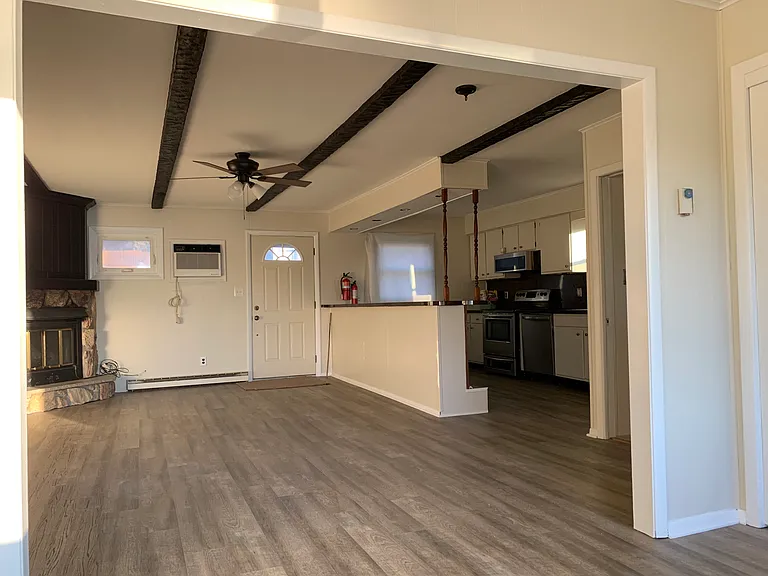 333 Squaw Trl — Photo 10