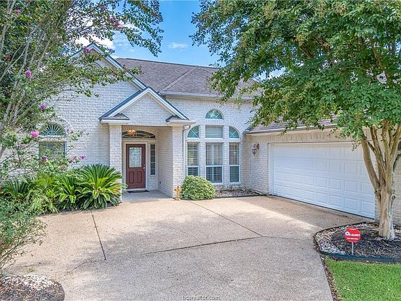 3rd image of 4425 Rocky Meadows Dr
