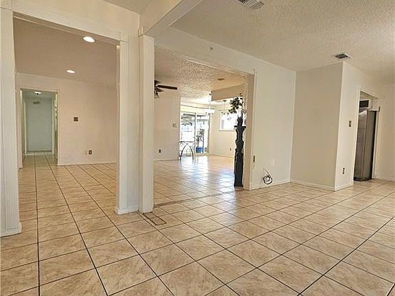2nd image of 4204 Transcontinental Dr