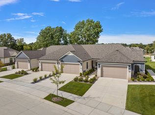 875 Heritage Woods Dr, Dexter, MI 48130