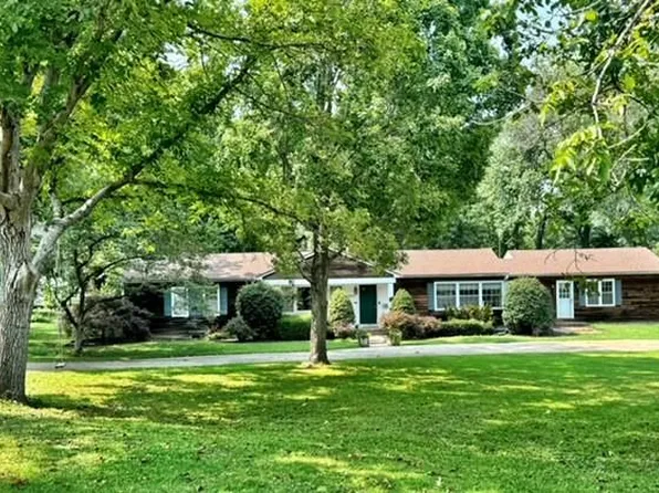 5100 W 68th St, Prairie Village, KS 66208