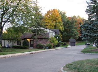 14 Kensington Rd, Chatham, NJ 07928