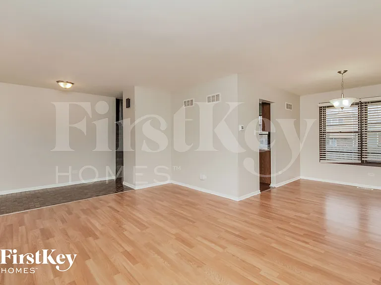 6048 White Birch Ln — Photo 5