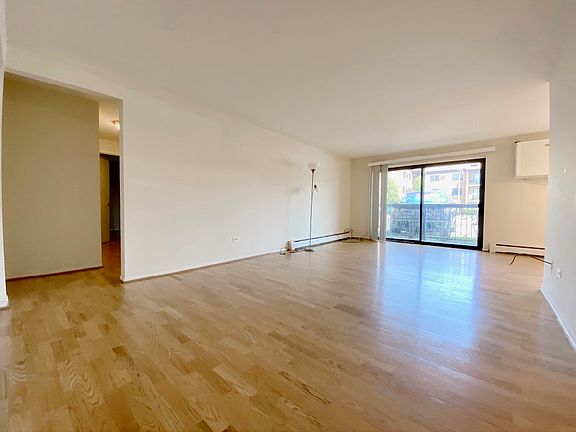 2nd image of 8454 W Catalpa Ave Unit 3