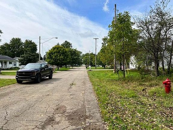 5th image of 197 & 205 E Elm St