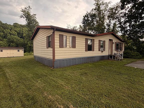 2nd image of 77 Blarney Cir