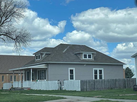 2nd image of 1105 Redick Ave