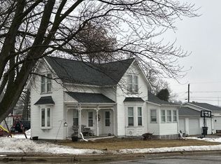 219 Columbus Ave S, Waltham, MN 55982