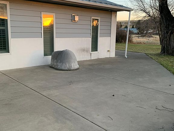 side patio