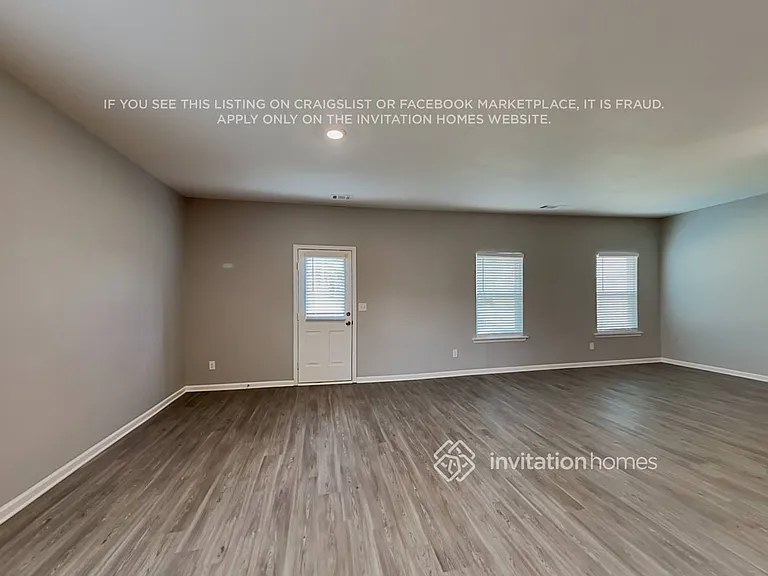 112 Oliver Dr — Photo 5