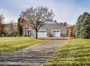 1090 Norell Ave N, Stillwater, MN 55082