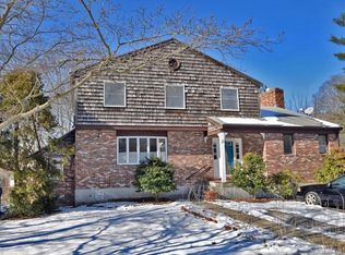 10 Cross St, Randolph, MA 02368
