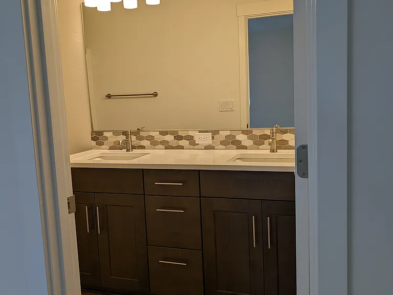 4132 SE Century Blvd — Photo 27