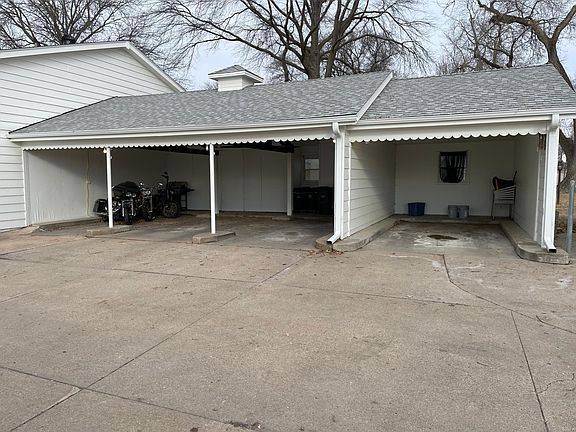4th image of 8203 Q St #3