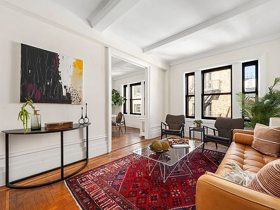 2nd image of 35 W 82nd St APT 8C