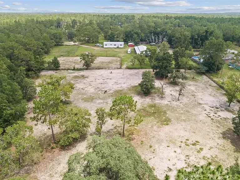 Arial View property