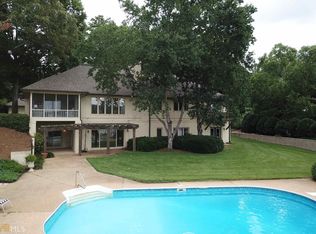 3183 Bay View Dr, Jonesboro, GA 30236