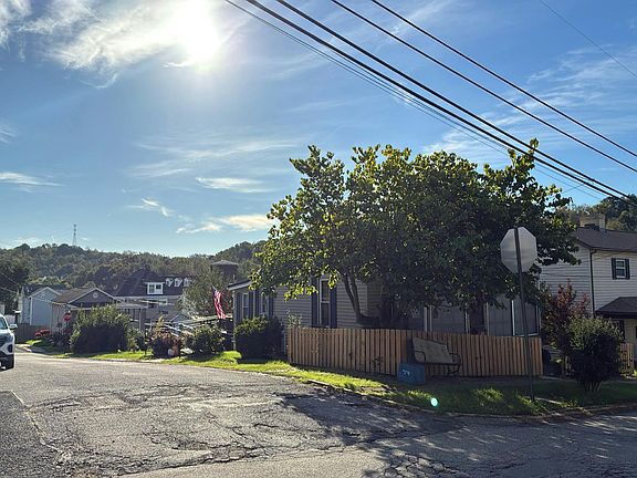 5th image of 436 Fannie St