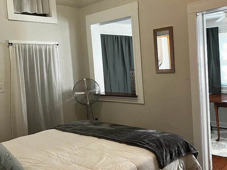 To office/bonus room