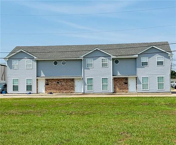 140 Veterans Blvd #3