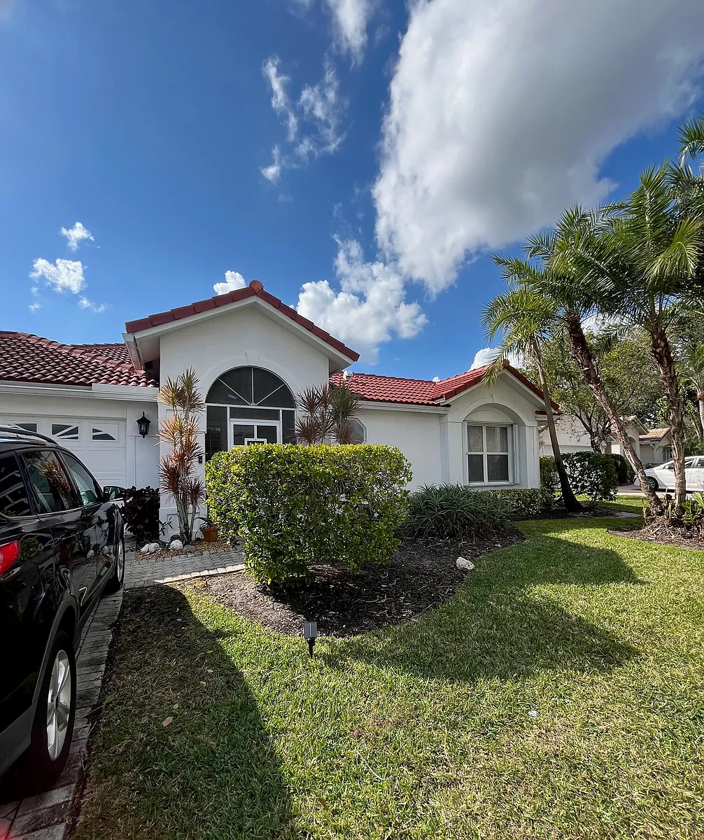 Building Photo - 2563 Egret Lake Dr #1