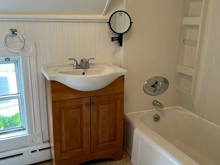 15 Warner St #2 — Photo 12