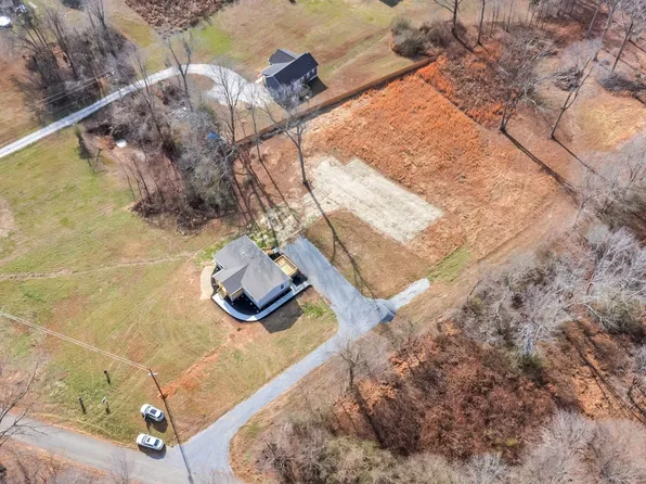 10659 Tidwell Loop, Bon Aqua, TN 37025