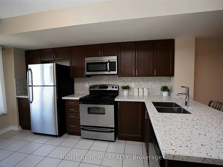 1380 Costigan Rd #128 — Photo 7